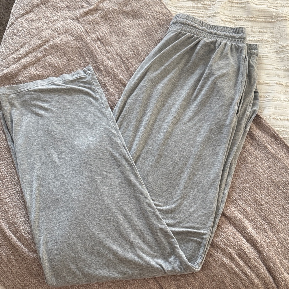 Men’s little sleepies pants. Size Large.